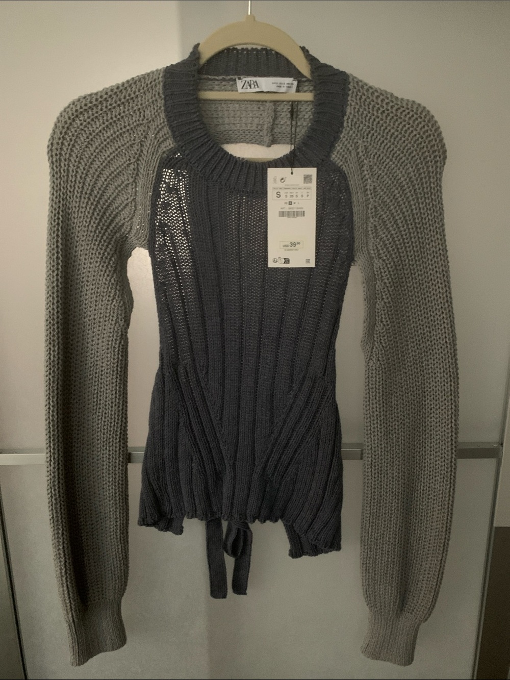 Zara Two-Tone Gray Crewneck Knit Sweater